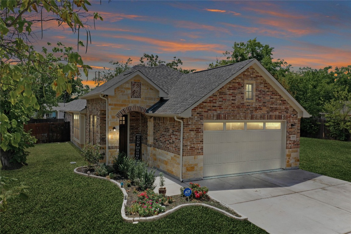 810 Anthony Street Mckinney TX 75069