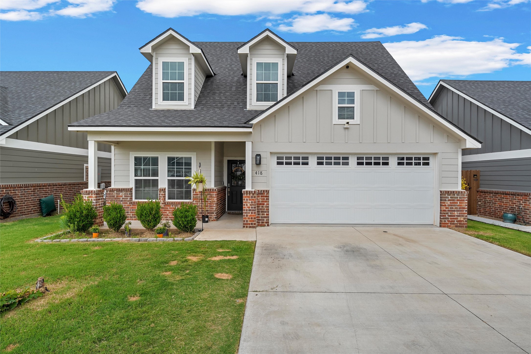 418 Travis Drive Mcgregor TX 76657
