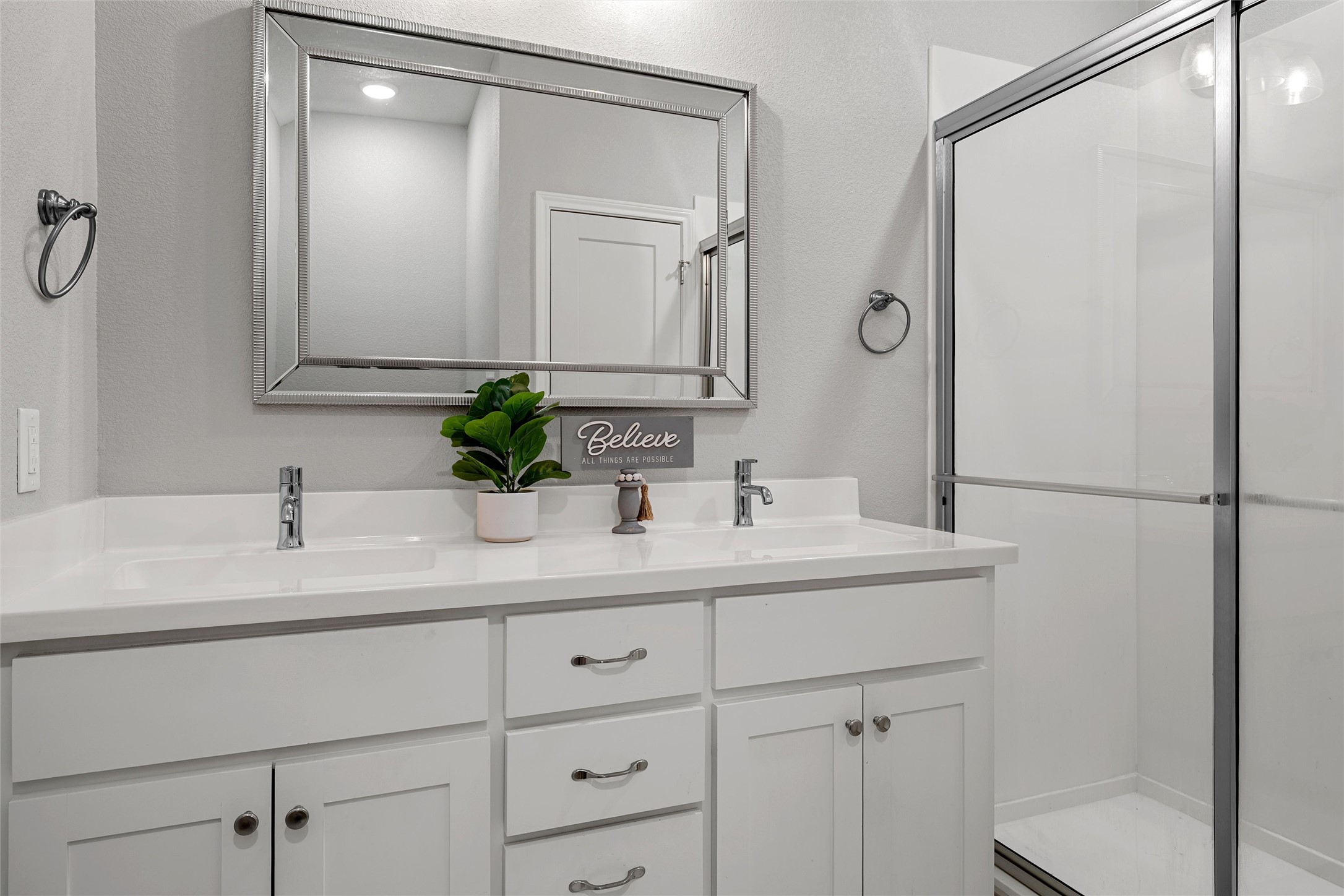 418 Travis Drive Mcgregor TX 76657