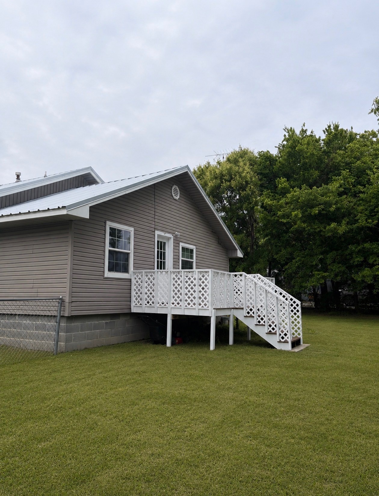 180 Trail Drive Bowie TX 76230