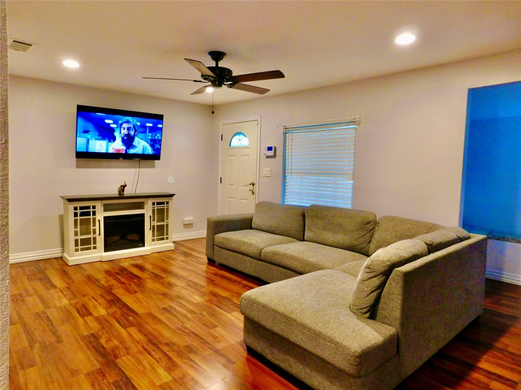 4019 Furey Street Dallas TX 75212