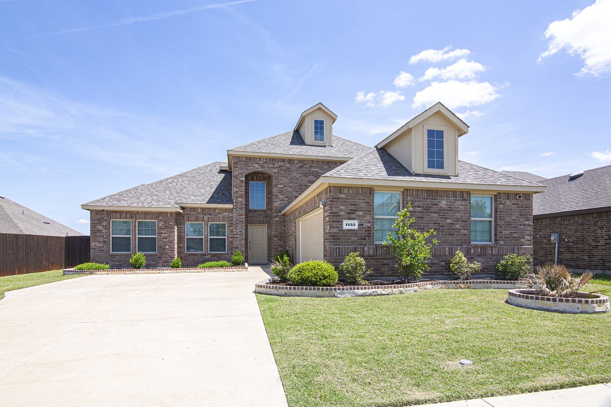 1533 Owen Way Waxahachie TX 75165