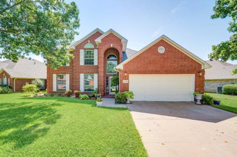 6116 Roaring Springs Drive North Richland Hills TX 76180