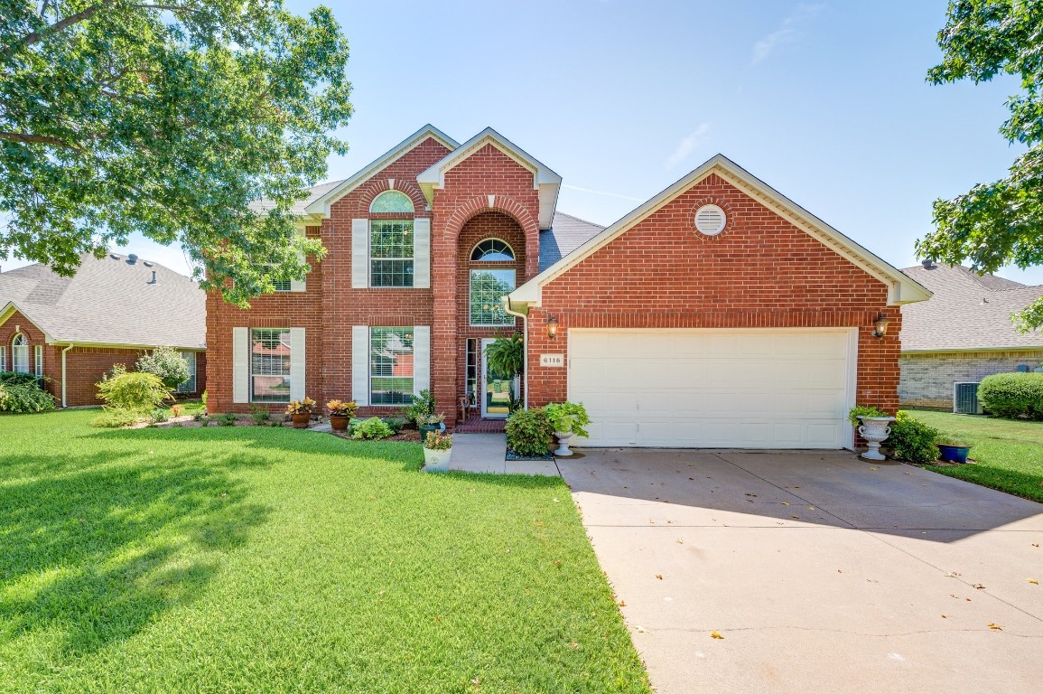 6116 Roaring Springs Drive North Richland Hills TX 76180