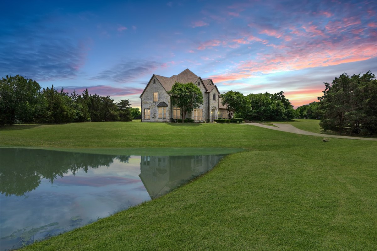 4211 Wisteria Trail Midlothian TX 76065