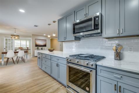 8494 Swift Avenue Dallas TX 75228