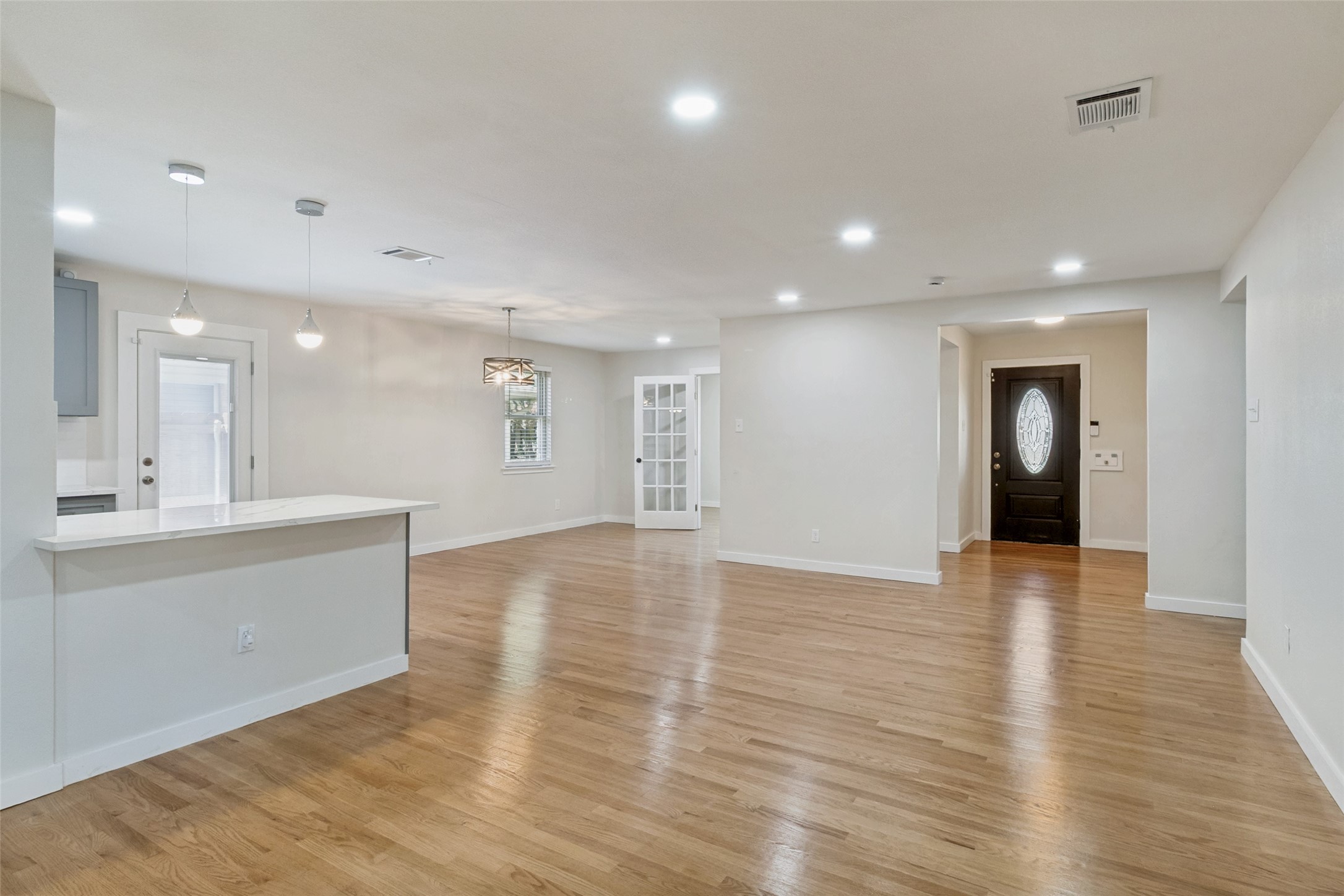 8494 Swift Avenue Dallas TX 75228