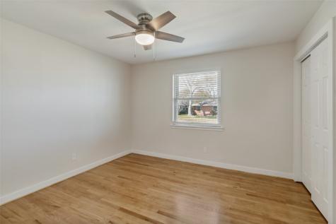8494 Swift Avenue Dallas TX 75228