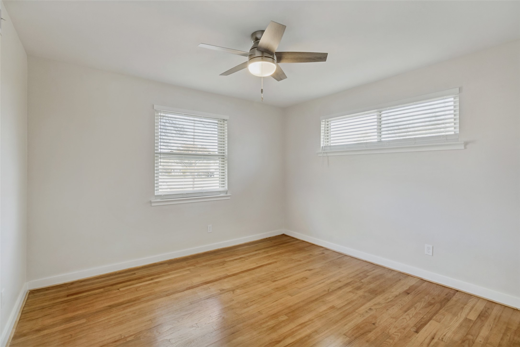 8494 Swift Avenue Dallas TX 75228
