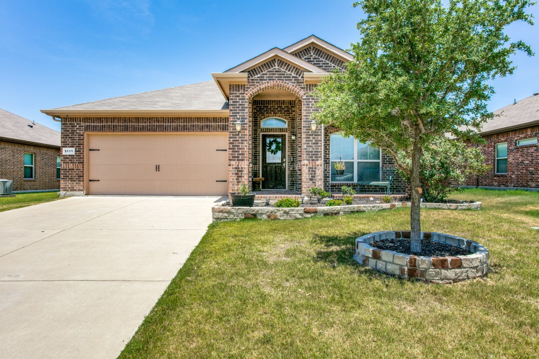5111 Meadow Lane Krum TX 76249