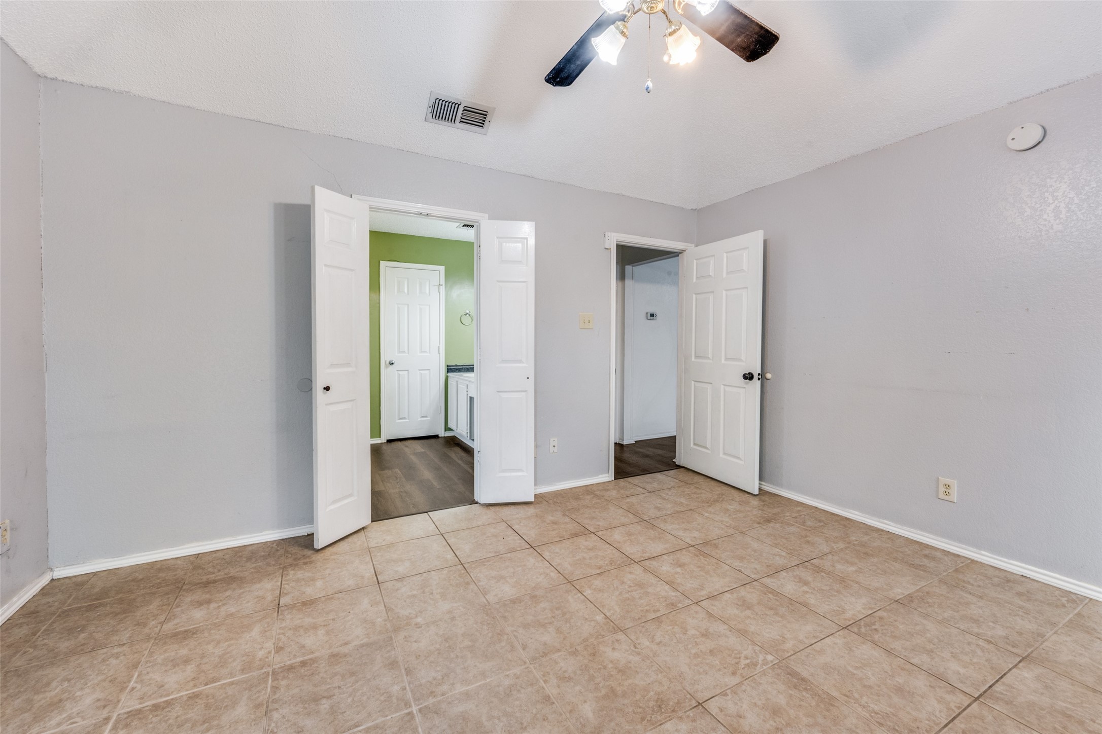721 Deauville Drive Fort Worth TX 76108