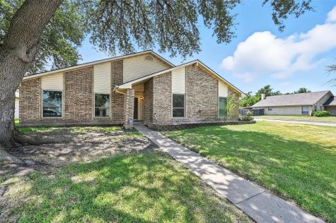 5301 Barcelona Drive Garland TX 75043