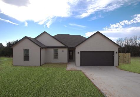5810 Belaire Circle Granbury TX 76048
