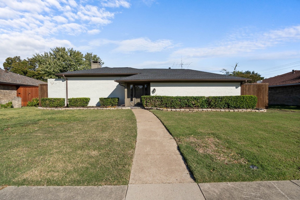 2105 Stone Creek Drive Plano TX 75075