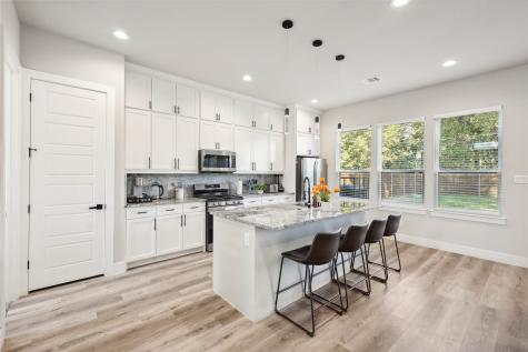 2414 Pennsylvania Avenue Dallas TX 75215
