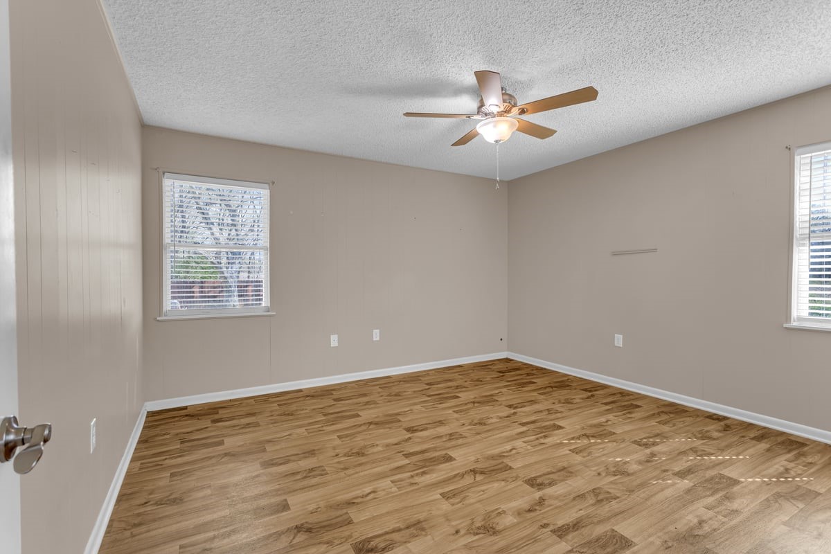 265 S Fm 271 Bonham TX 75418