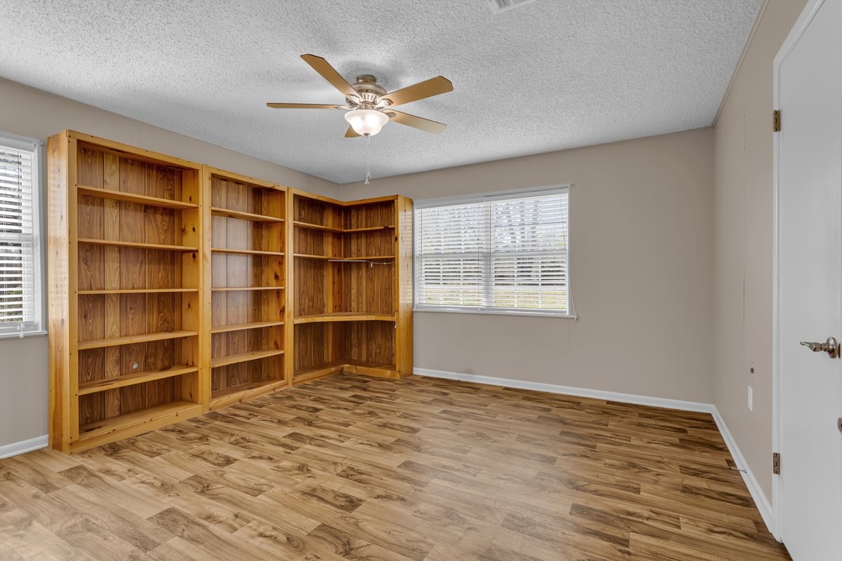 265 S Fm 271 Bonham TX 75418