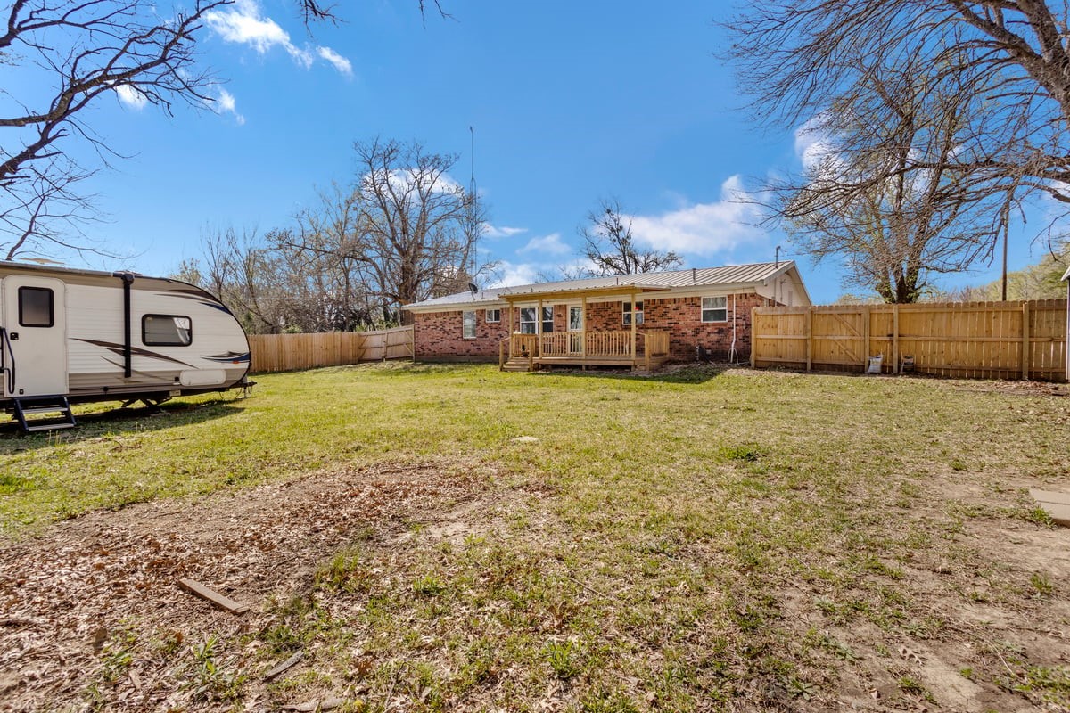 265 S Fm 271 Bonham TX 75418