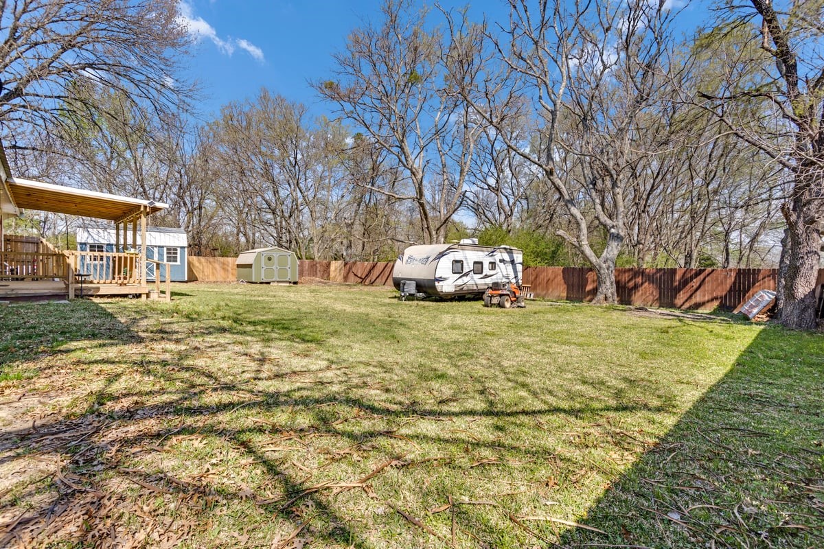 265 S Fm 271 Bonham TX 75418