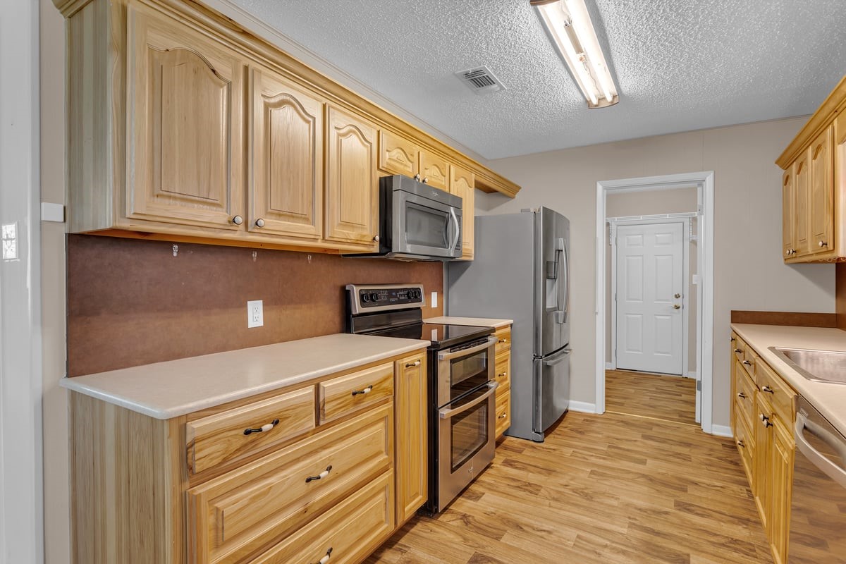 265 S Fm 271 Bonham TX 75418