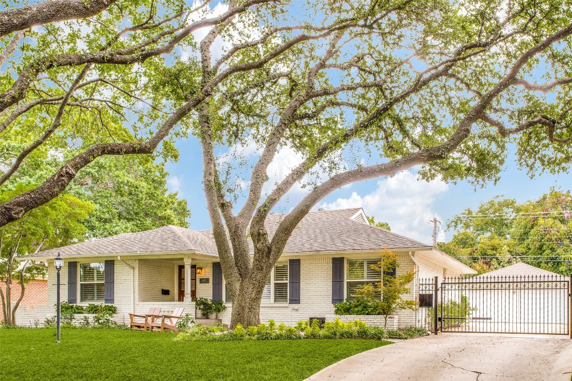 6440 Woodcrest Lane Dallas TX 75214