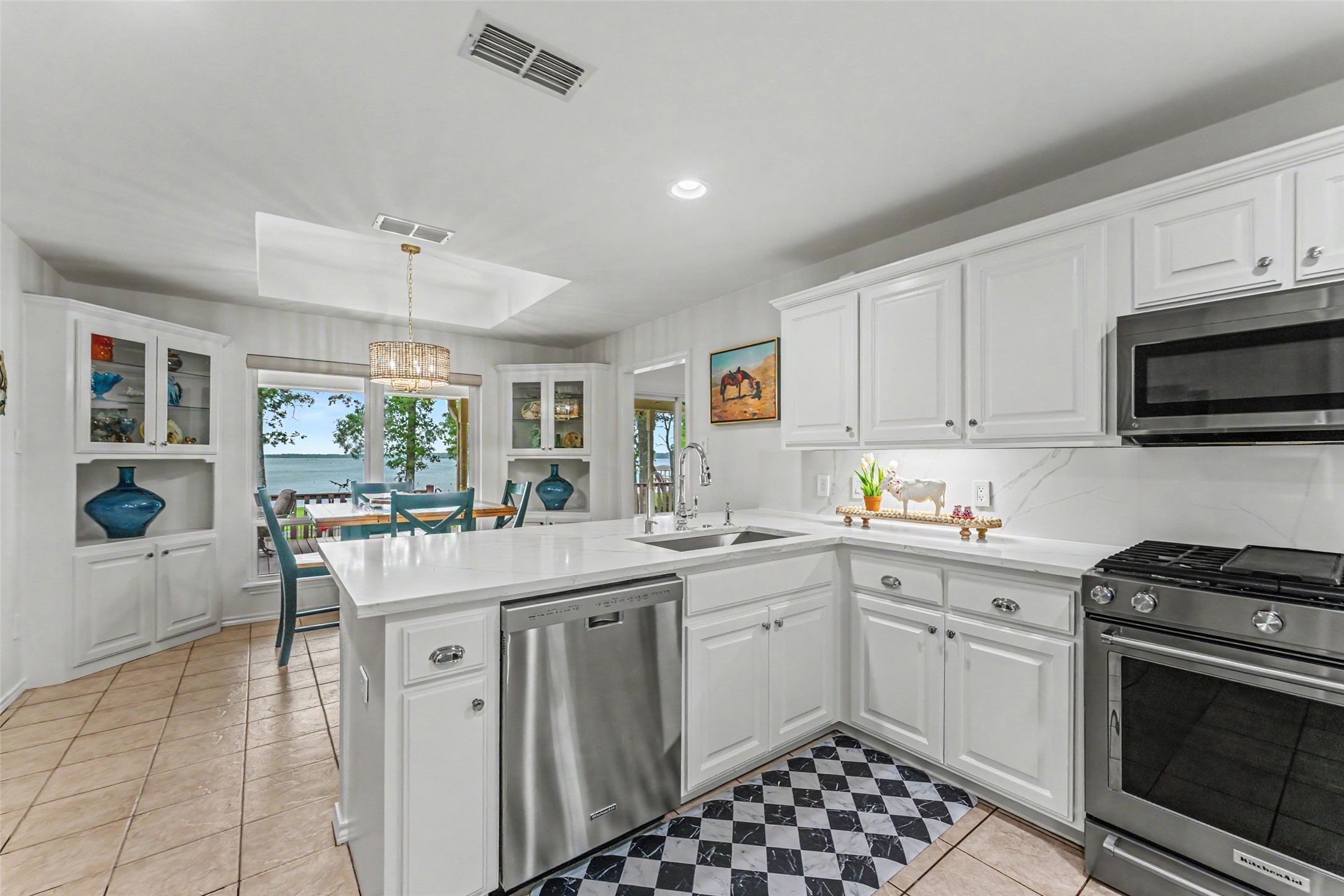 525 Rs County Road 3346 Emory TX 75440