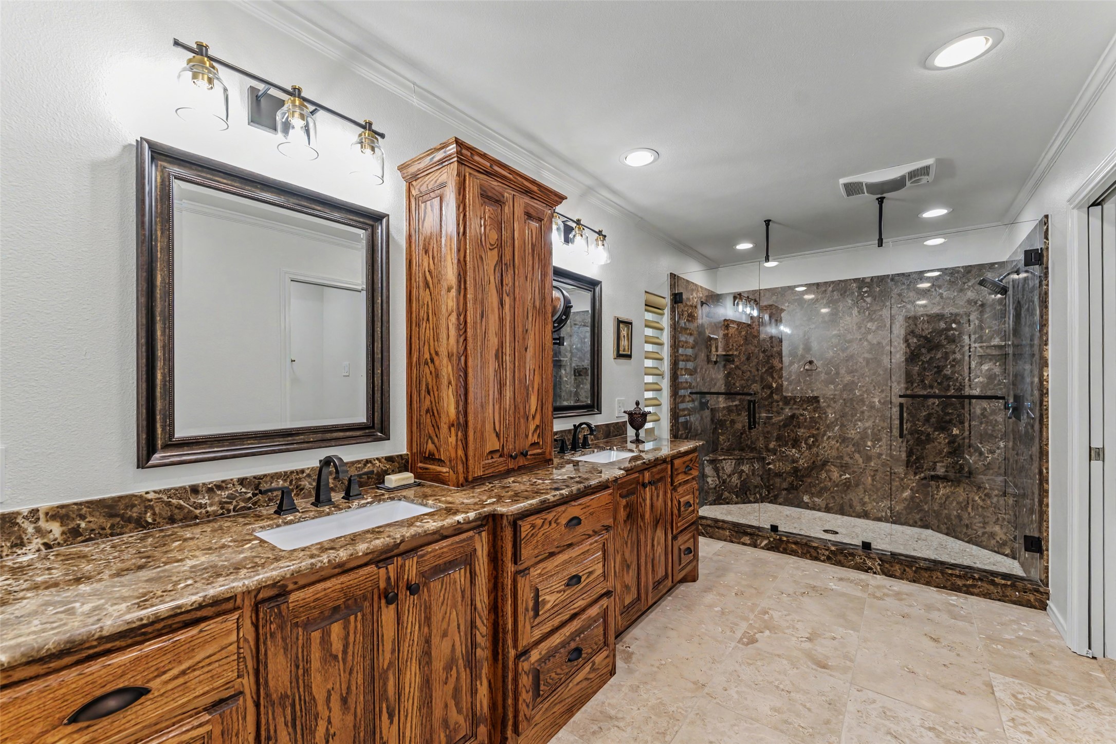 525 Rs County Road 3346 Emory TX 75440