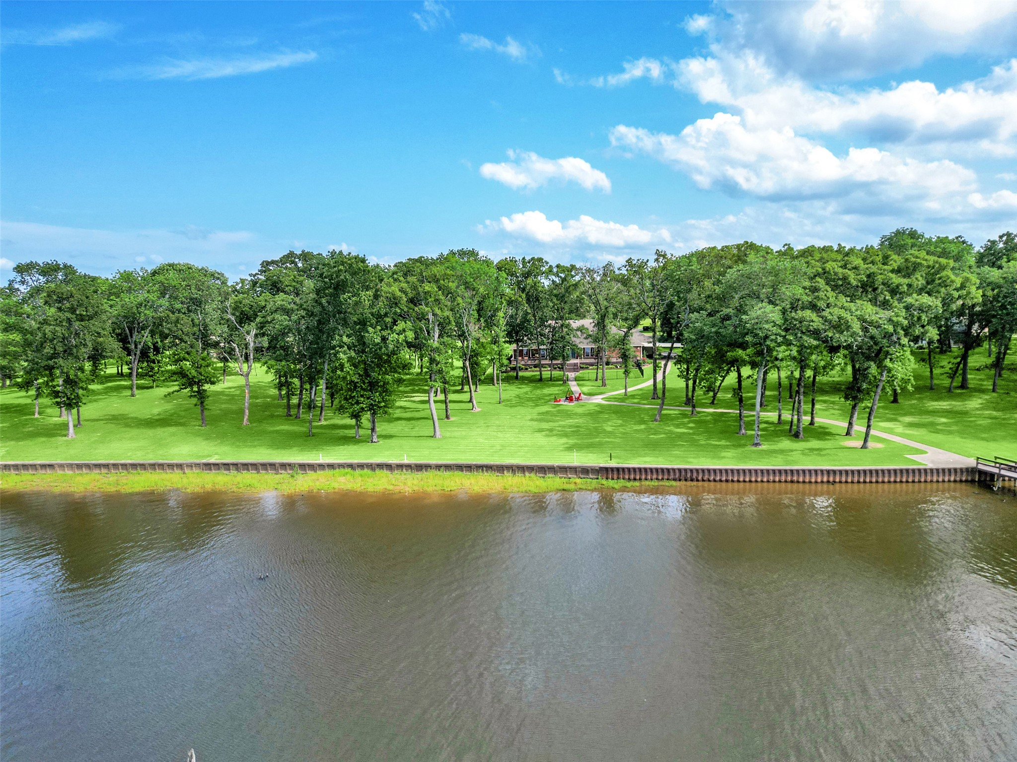 525 Rs County Road 3346 Emory TX 75440