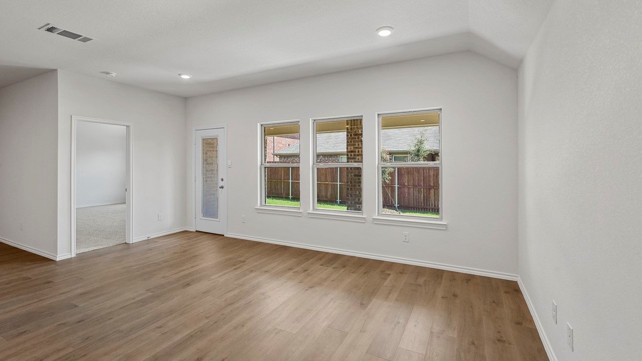 1679 Mantle Road Crandall TX 75114