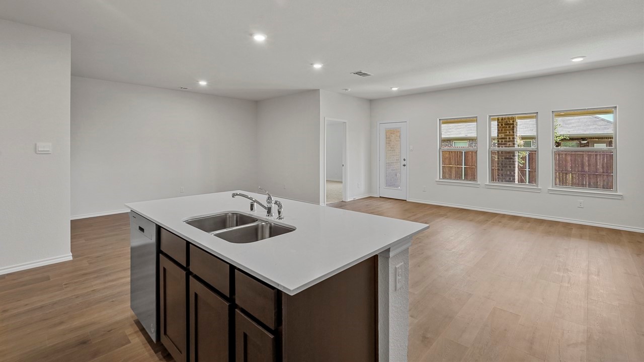 1679 Mantle Road Crandall TX 75114