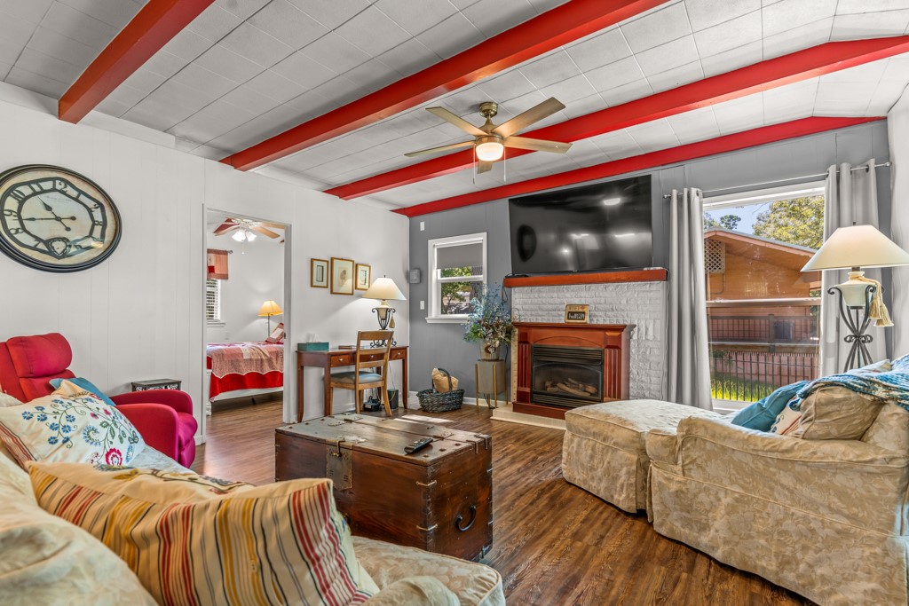 263 Crestwood Loop Avinger TX 75630