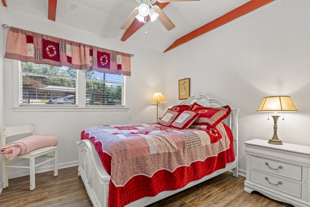 263 Crestwood Loop Avinger TX 75630