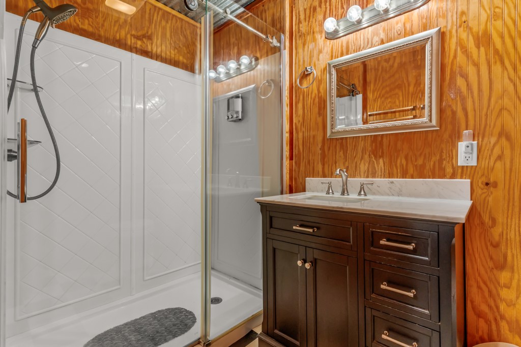 263 Crestwood Loop Avinger TX 75630