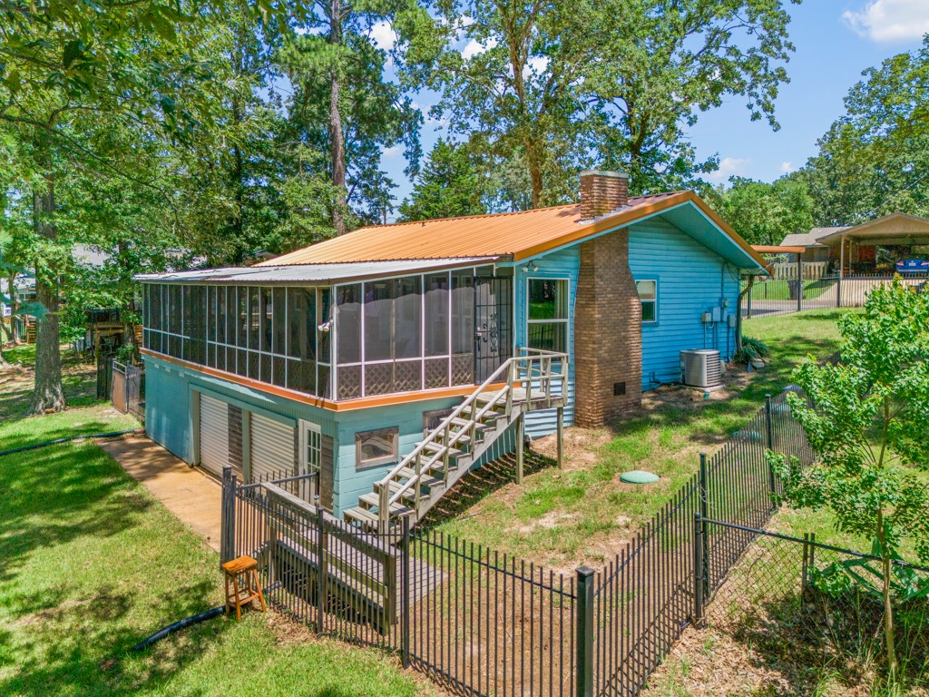 263 Crestwood Loop Avinger TX 75630