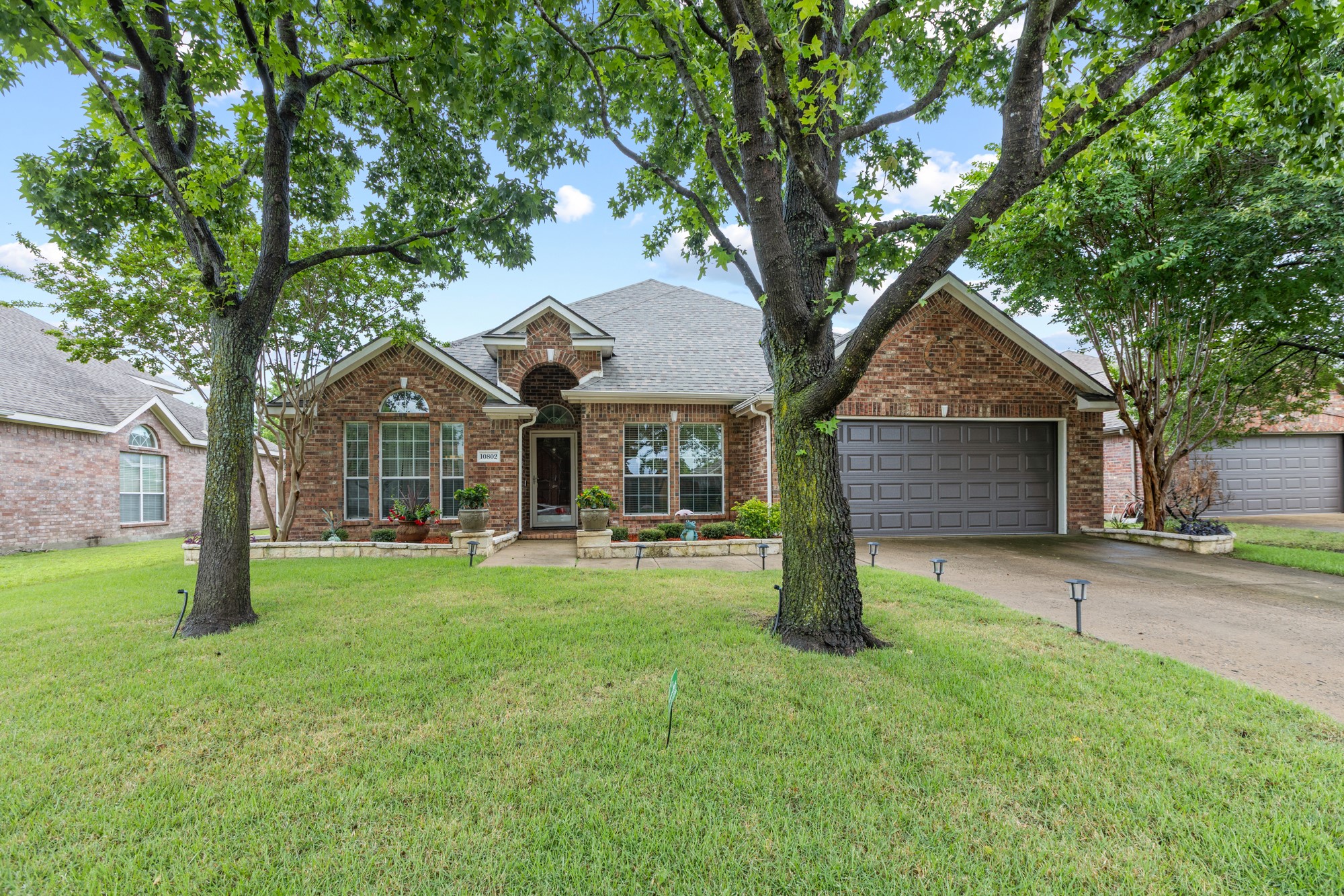 10802 Saint Annes Drive Rowlett TX 75089