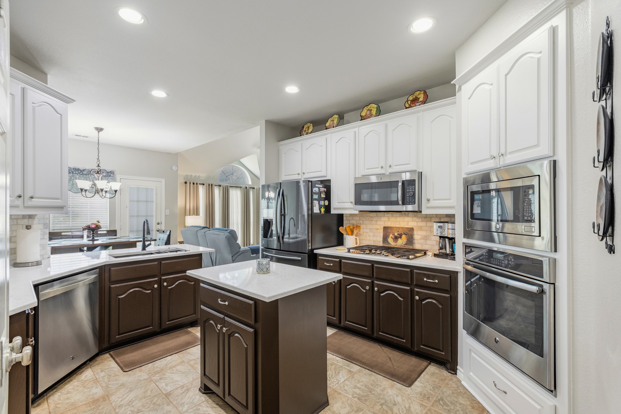 10802 Saint Annes Drive Rowlett TX 75089