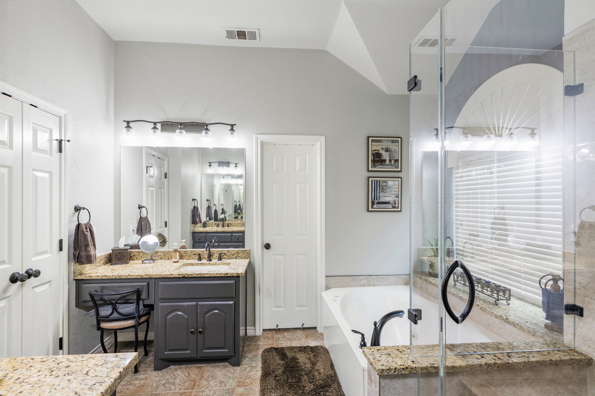 10802 Saint Annes Drive Rowlett TX 75089