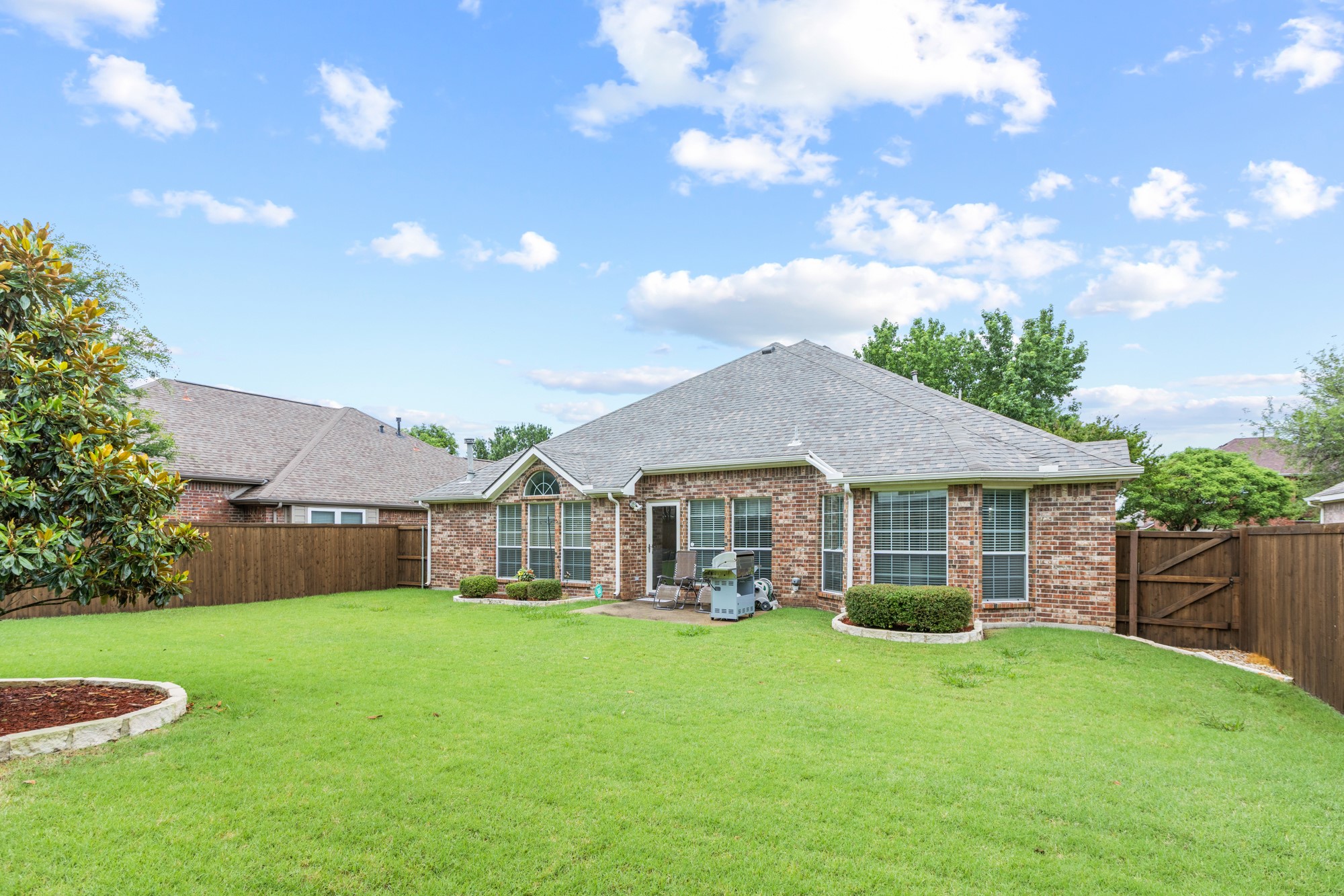 10802 Saint Annes Drive Rowlett TX 75089