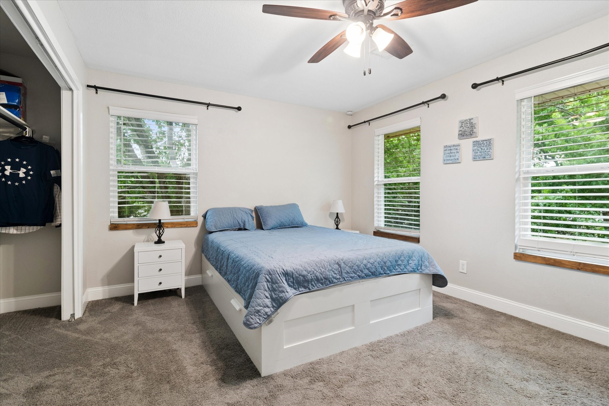 8912 S Hickory Road Krum TX 76249