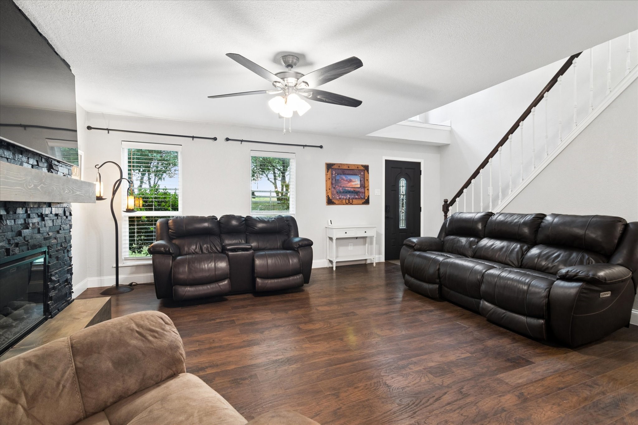8912 S Hickory Road Krum TX 76249