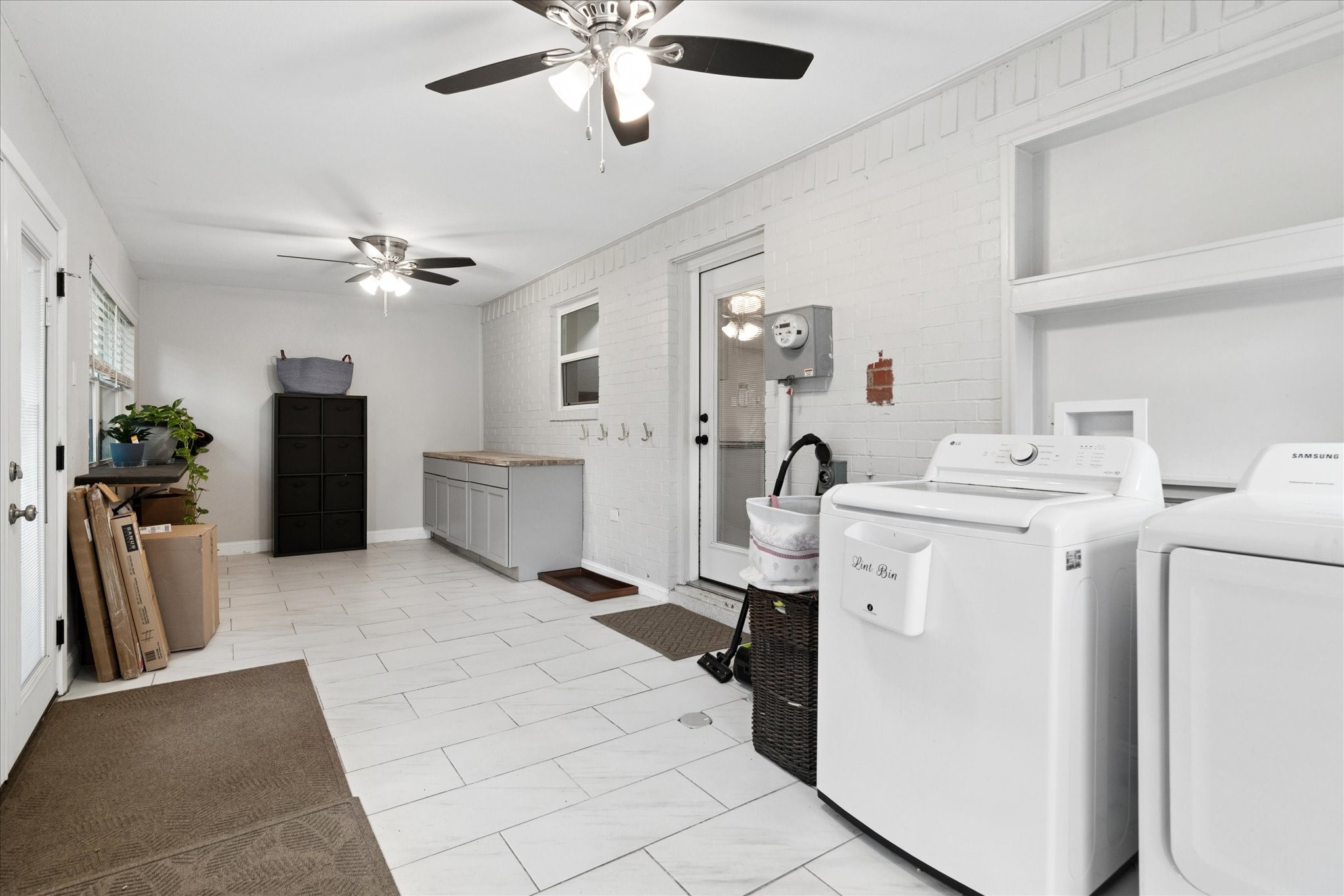 8912 S Hickory Road Krum TX 76249