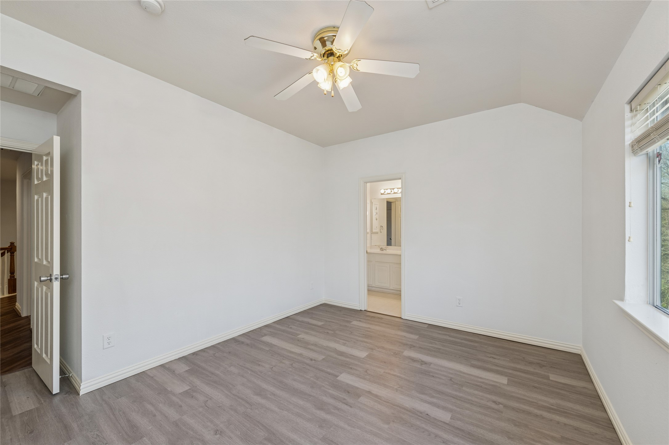 4921 Kingfisher Lane Mesquite TX 75181
