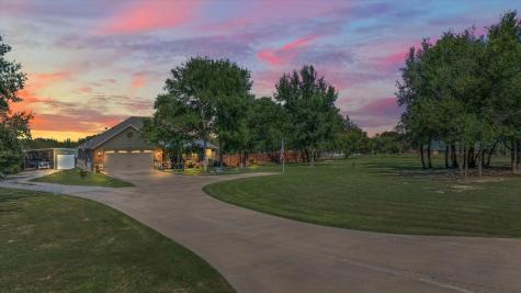 4105 Country Lane Granbury TX 76048