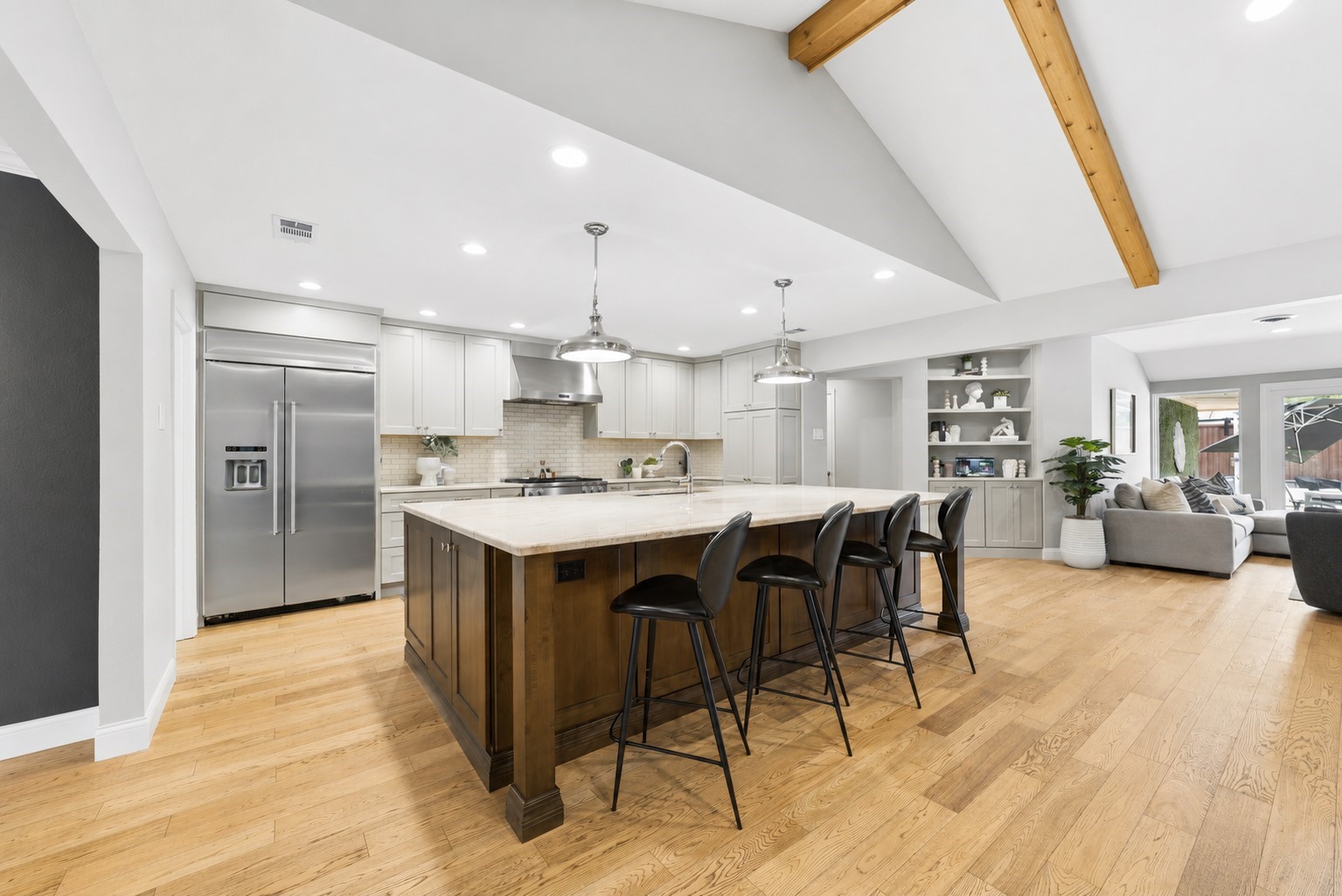 4359 Shady Bend Drive Dallas TX 75244