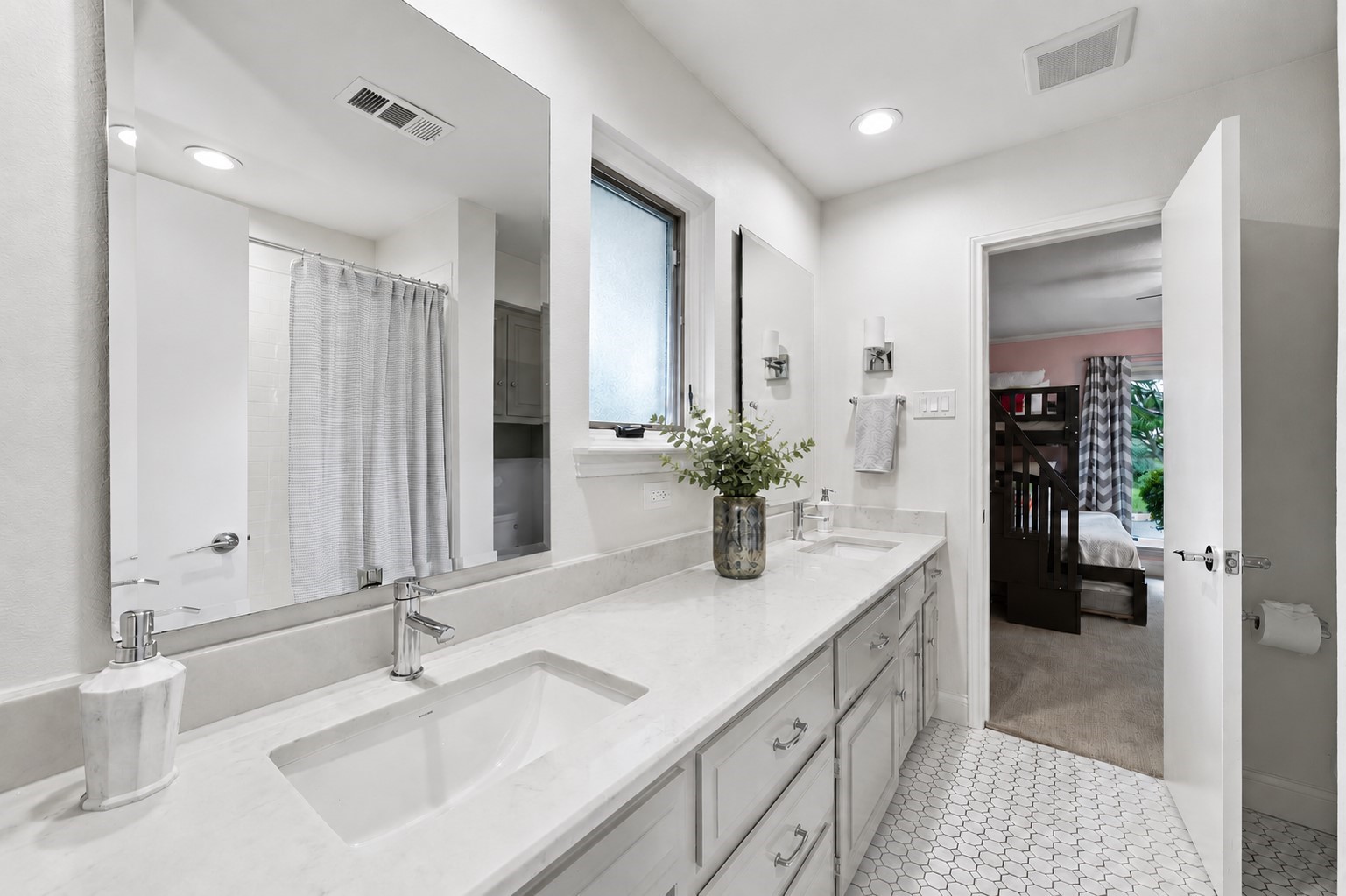 4359 Shady Bend Drive Dallas TX 75244