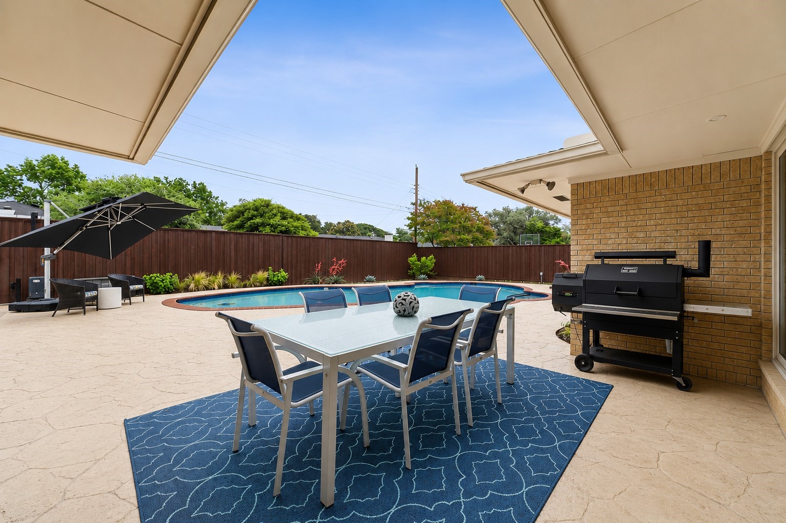 4359 Shady Bend Drive Dallas TX 75244
