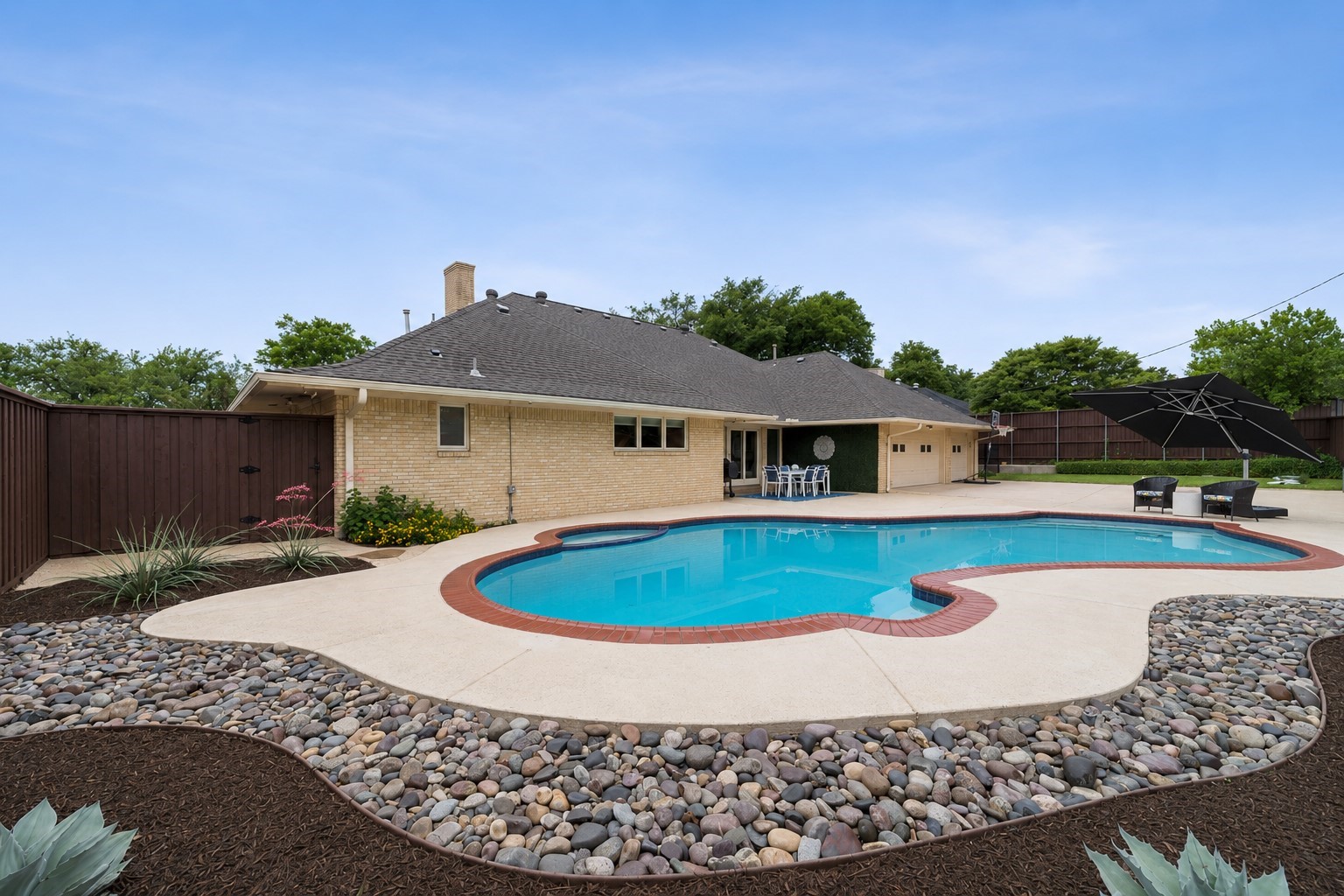 4359 Shady Bend Drive Dallas TX 75244