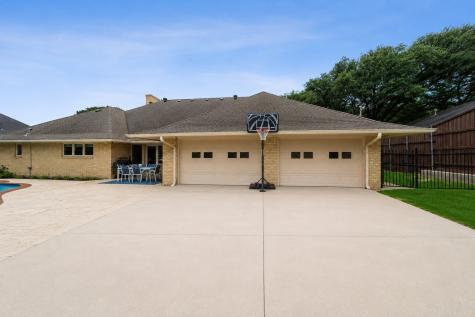 4359 Shady Bend Drive Dallas TX 75244