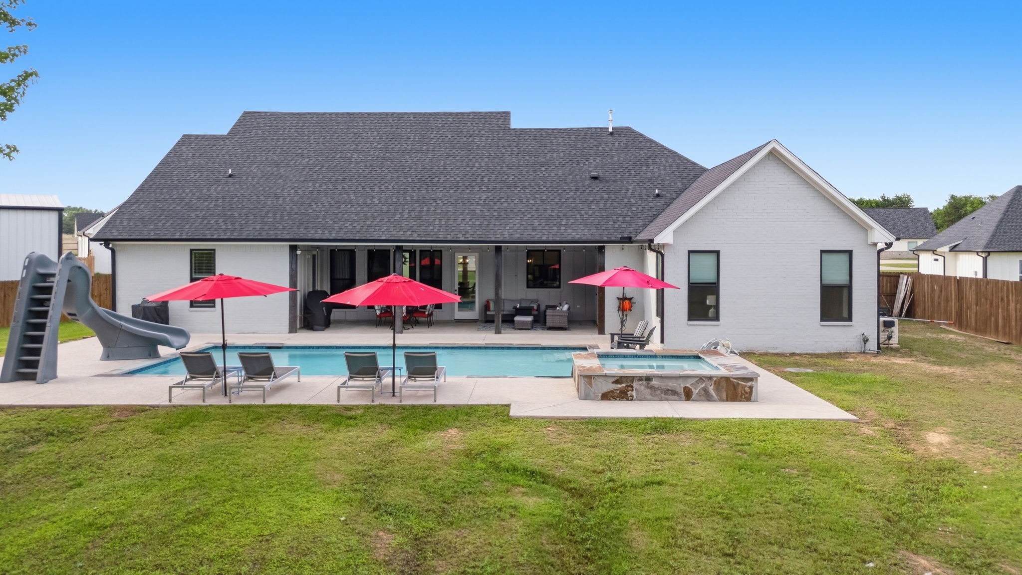 21836 Country Meadows Bullard TX 75757