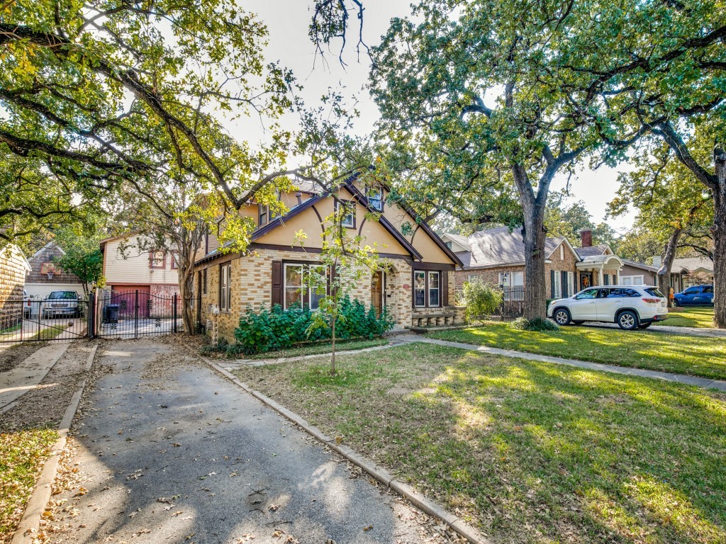 2332 Marigold Avenue Fort Worth TX 76111
